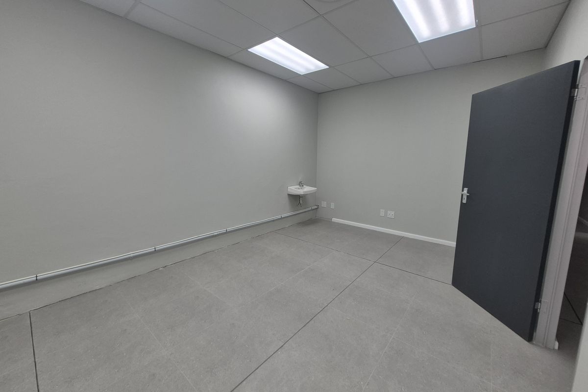 Prime Shared Medical Office Space in Wynberg – All-Inclusive Utilities - Photo 5