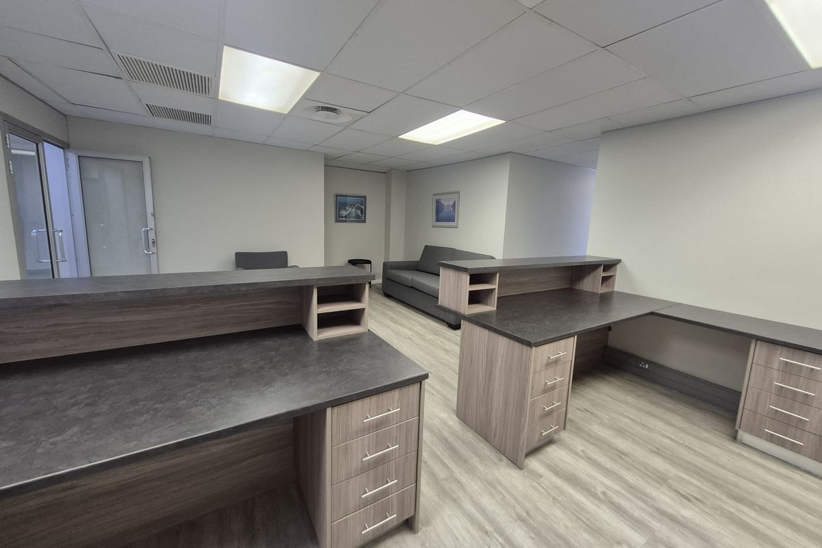 Prime Shared Medical Office Space in Wynberg – All-Inclusive Utilities - Photo 2