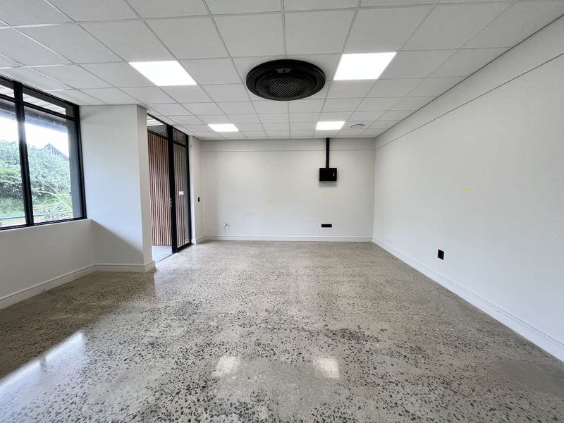 Premium Office Space for Rent in Simbithi Verve Office Park - Secure, Modern and Convenient - Photo 4