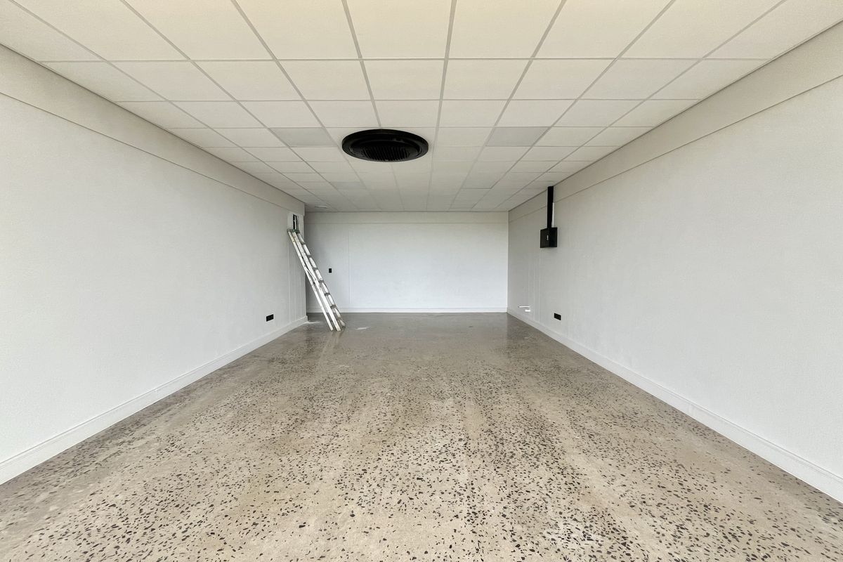 Premium 57m2 Top-Floor Office in Secure Simbithi Office Park - Photo 4