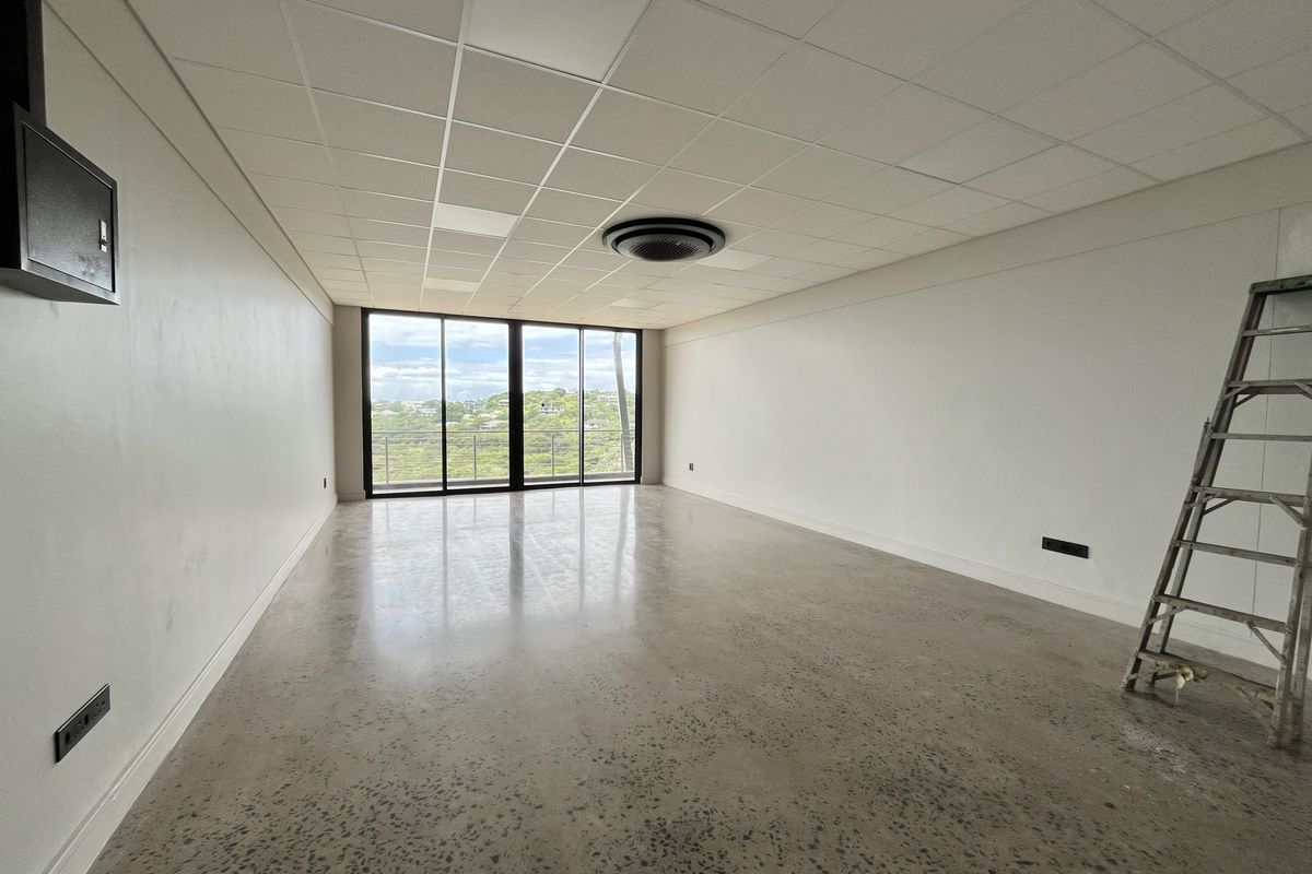 Premium 57m2 Top-Floor Office in Secure Simbithi Office Park - Photo 3