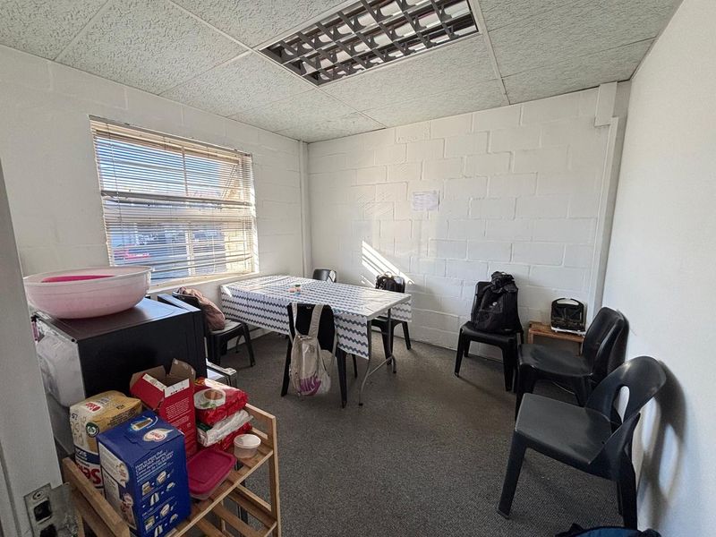 300m2 Industrial Unit To Let | Everite Industria, Brackenfell - Photo 9