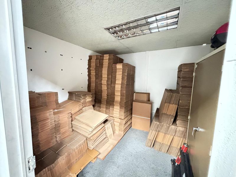 300m2 Industrial Unit To Let | Everite Industria, Brackenfell - Photo 8