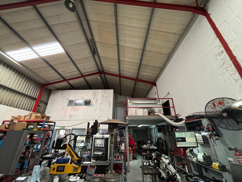 170m2 Warehouse To Let | Everite Industria, Brackenfell - Photo 9