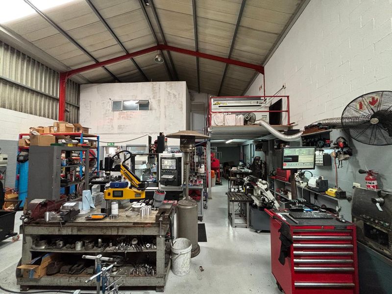 170m2 Warehouse To Let | Everite Industria, Brackenfell - Photo 8