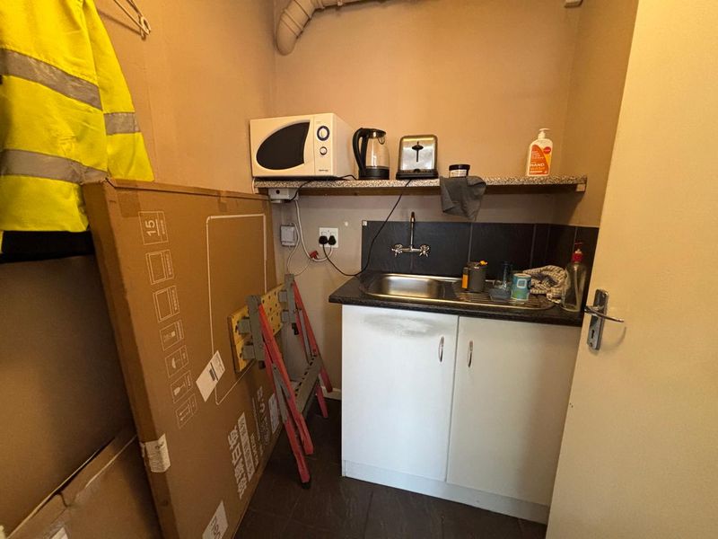 170m2 Warehouse To Let | Everite Industria, Brackenfell - Photo 5