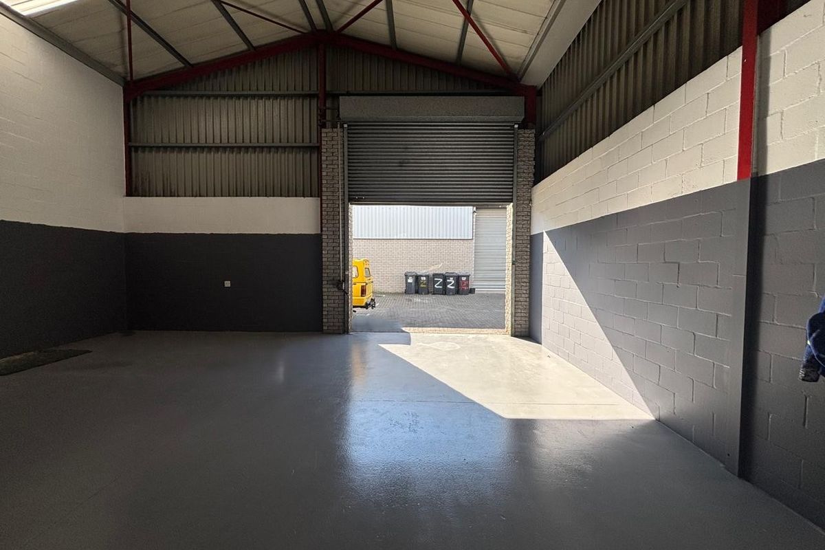 189m2 Warehouse To Let | Everite Industria, Brackenfell - Photo 5