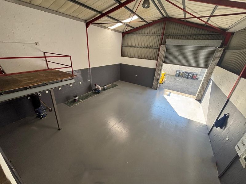189m2 Warehouse To Let | Everite Industria, Brackenfell - Photo 3