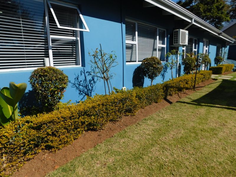 A Grade Freestanding Immaculate Workspace For Sale / To Let. - Photo 2