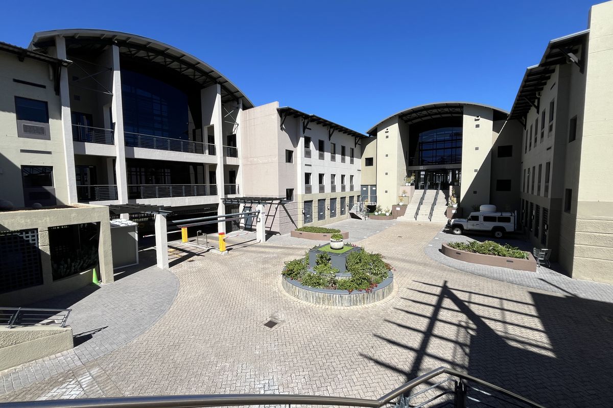 Exquisite Ground Floor Office Space. Knowledge Park, Century City. - Photo 2