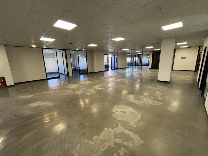 Exquisite Ground Floor Office Space. Knowledge Park, Century City. - Photo 9