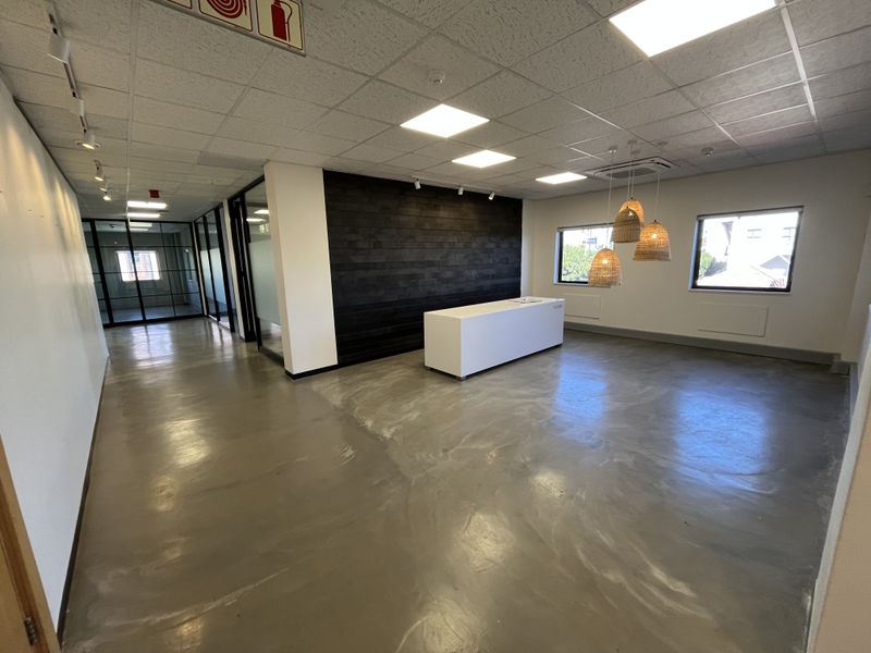 Exquisite Ground Floor Office Space. Knowledge Park, Century City. - Photo 5