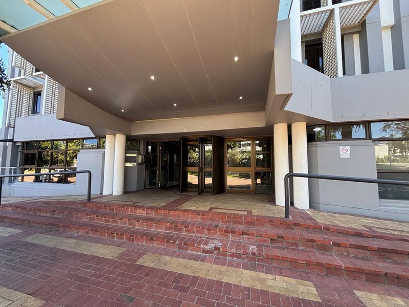 Prime Office Space in High-Exposure Bellville Business Park - Photo 3