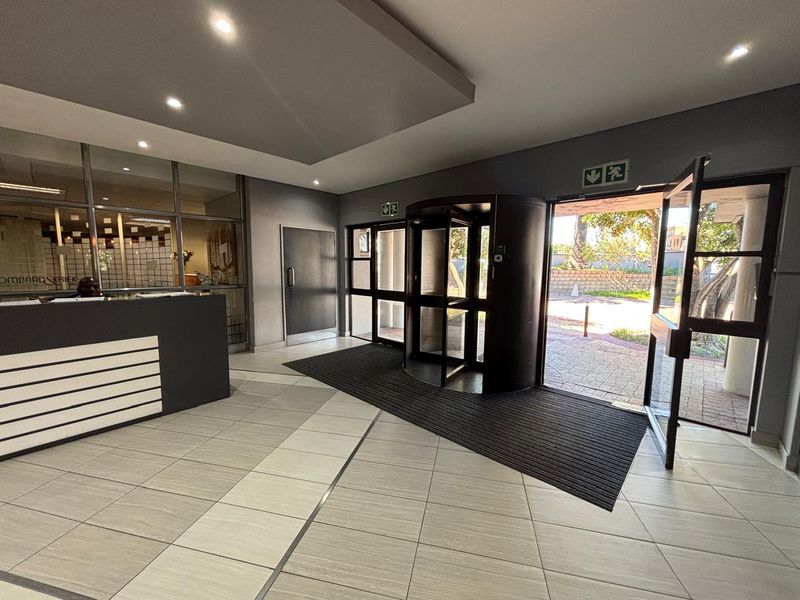 Prime Office Space in High-Exposure Bellville Business Park - Photo 5