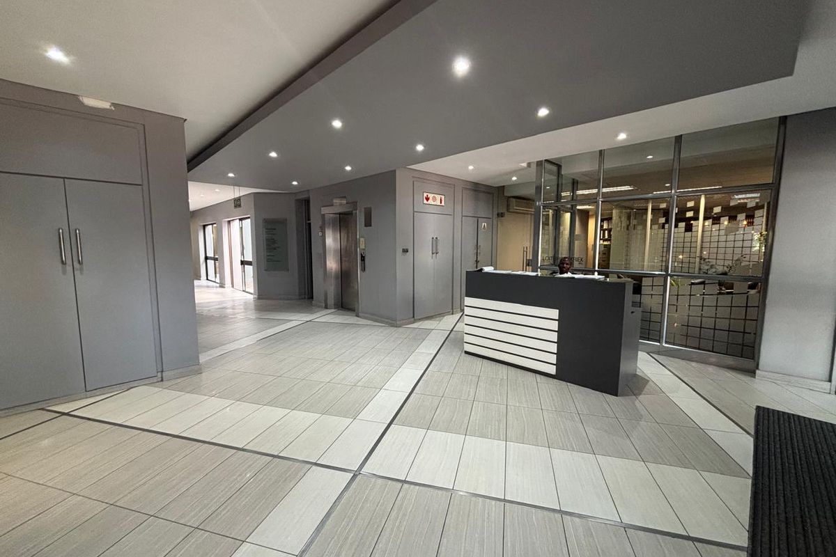 Prime Office Space in High-Exposure Bellville Business Park - Photo 4