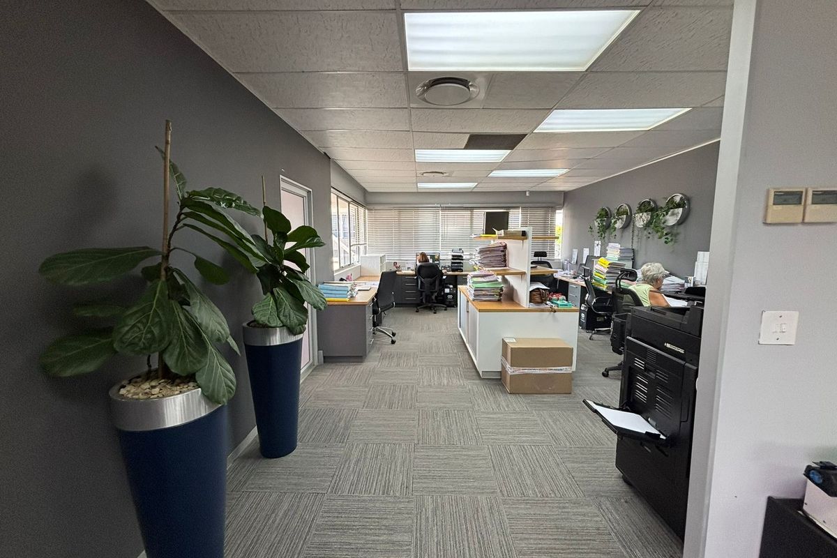 155sqm Office Space To Let in Tyger Valley – High Street Address with Balcony - Photo 5