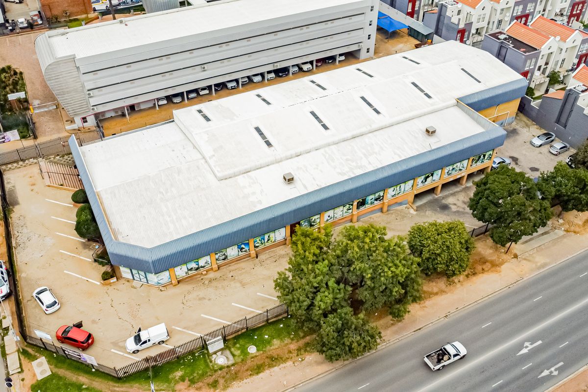 Rarely Found Property In The Main Randburg Business Node. - Photo 3