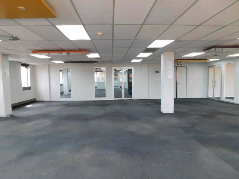 Versatile And Flexible Workspace Available Now. - Photo 10
