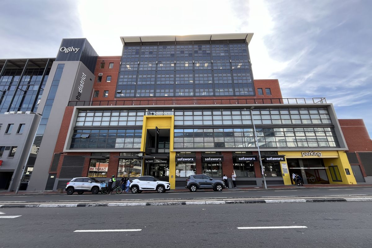 Prime Corner Retail Showroom with Unmatched Exposure at The District - Photo 2