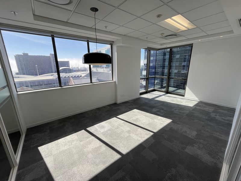 Expansive A-Grade Office Floor with Panoramic Views at Roggebaai Place - Photo 8
