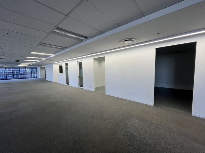 Expansive A-Grade Office Floor with Panoramic Views at Roggebaai Place - Photo 10