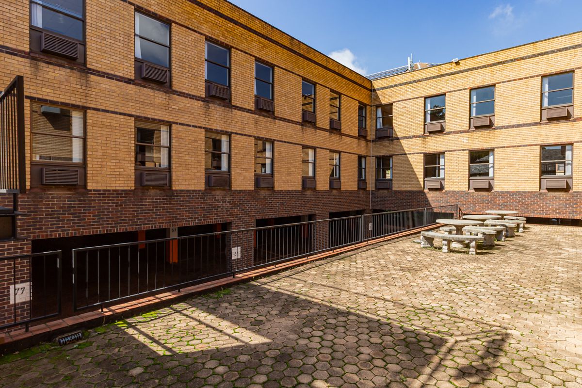 Budget Flexible And Subdivisible Freestanding Workspace To Let / For Sale. - Photo 3