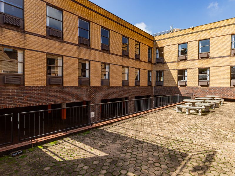 Budget Flexible And Subdivisible Freestanding Workspace To Let / For Sale. - Photo 3