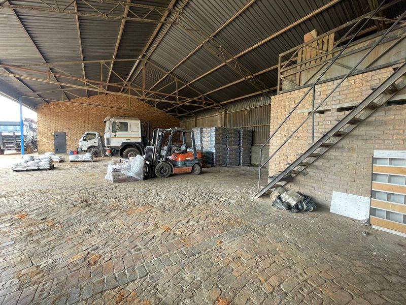 Prime Commercial Property in Brakpan - Photo 7