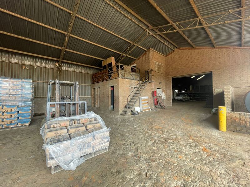 Prime Commercial Property in Brakpan - Photo 8