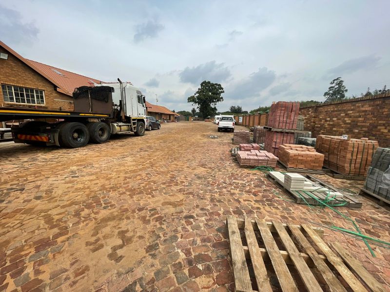 Prime Commercial Property in Brakpan - Photo 5