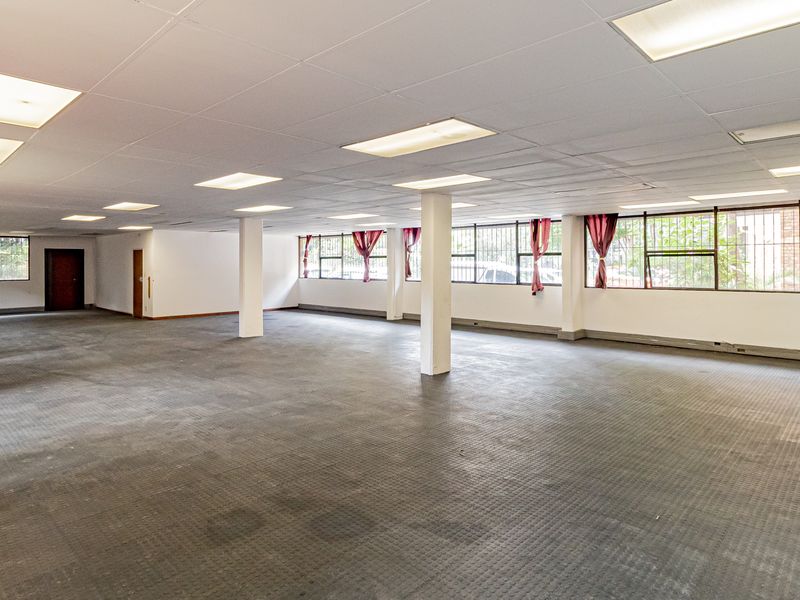 Perfect Call / Contact Centre Ground Floor Offices For Sale / To Let. - Photo 6