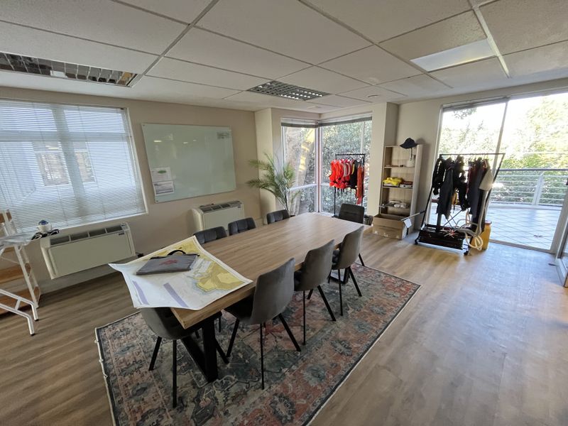 Exclusive Waterfront Office, Panoramic Harbour Views. Short-Term Opportunity at Nautica, Waterclub. - Photo 6