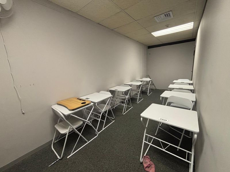 Office To Let in Tyger Valley - 330m2 - Photo 3