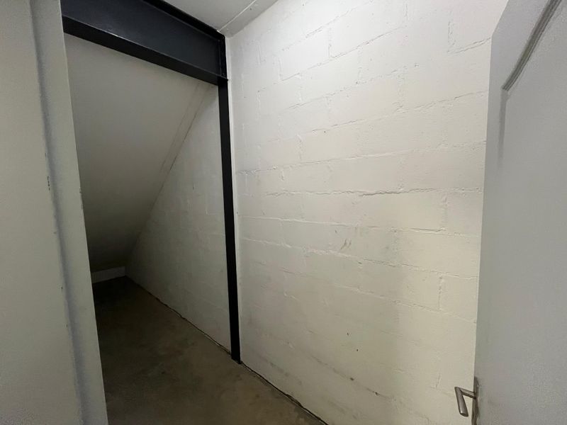 Prime Light Industrial Unit | Modern, Functional & Ready for Immediate Occupation - Photo 10