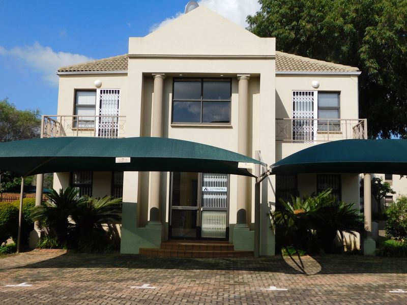 Modern Freestanding Subdivisible Offices Available Immediately. - Photo 3