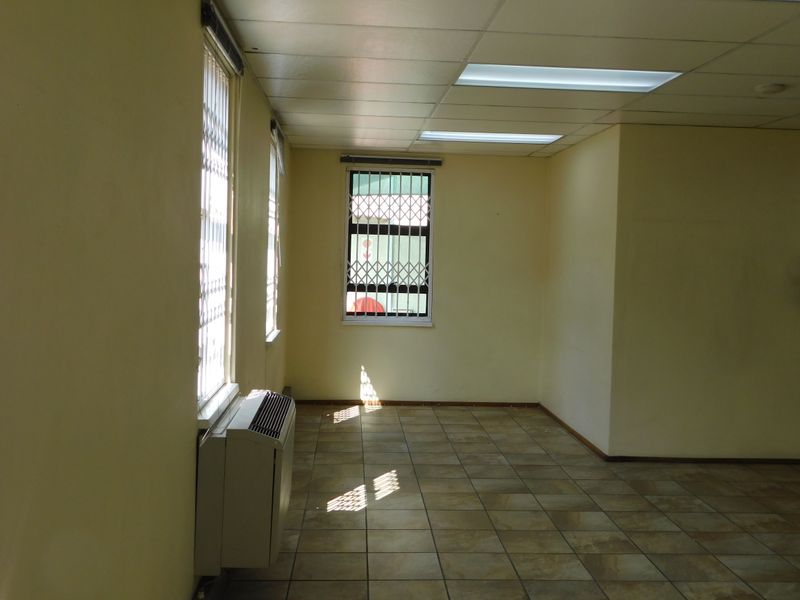 Modern Freestanding Subdivisible Offices Available Immediately. - Photo 6