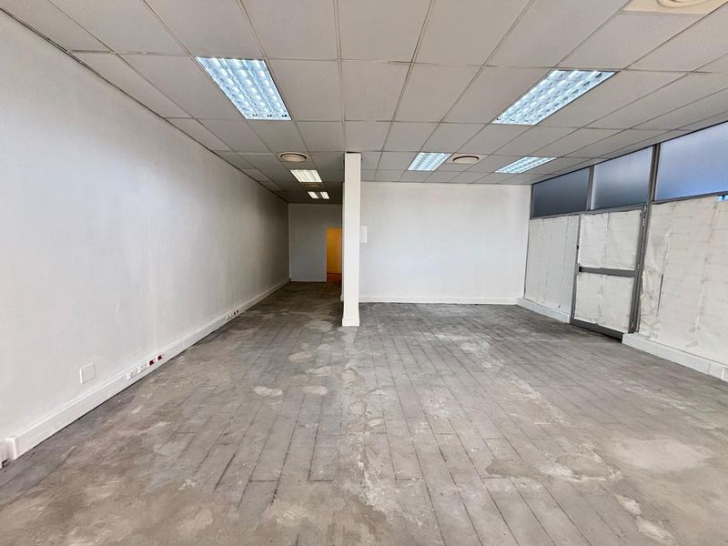 Prime Retail Space To Let in Durbanville - 76m2 - Photo 7