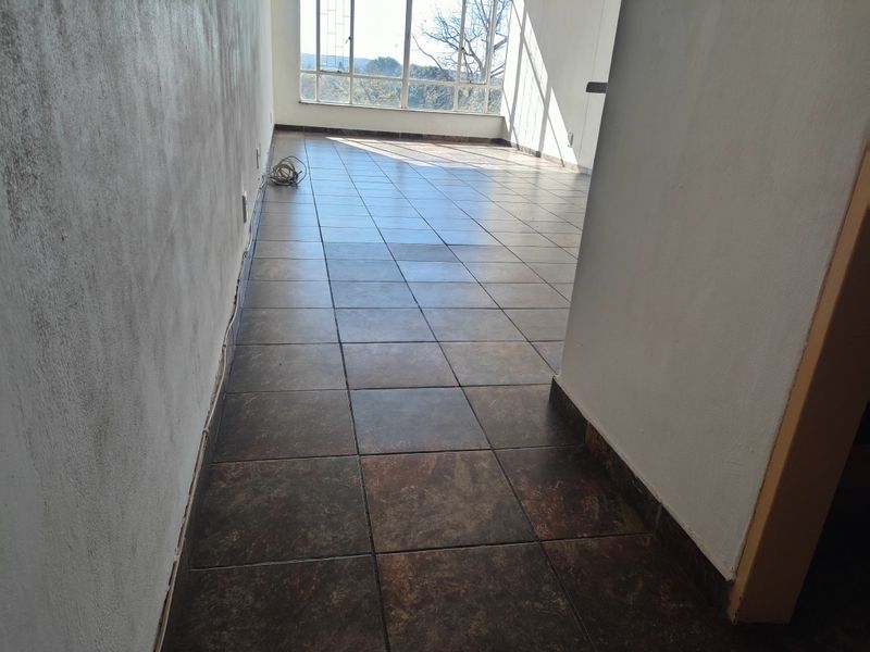 Flat For Sale In Pretoria - Photo 5