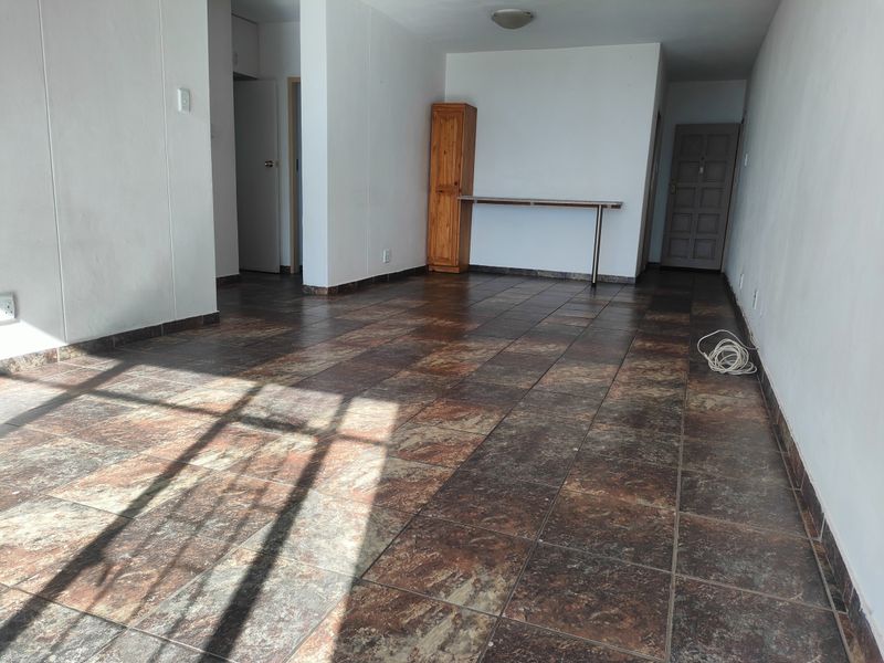 Flat For Sale In Pretoria - Photo 7