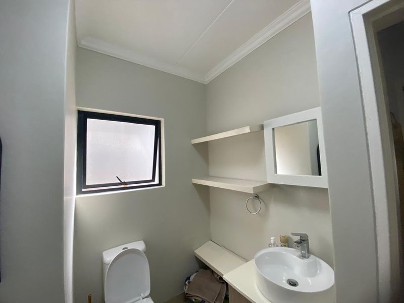 Conviently located 2bed 2bath in Midrand!! - Photo 7