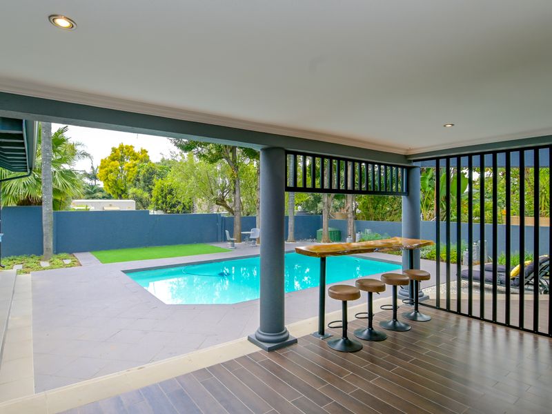 A modern contemporary fabulous house in Hurlingham - R36,000pm - Photo 8