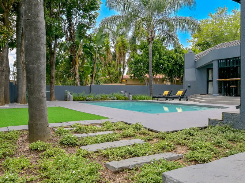 A modern contemporary fabulous house in Hurlingham - R36,000pm - Photo 2