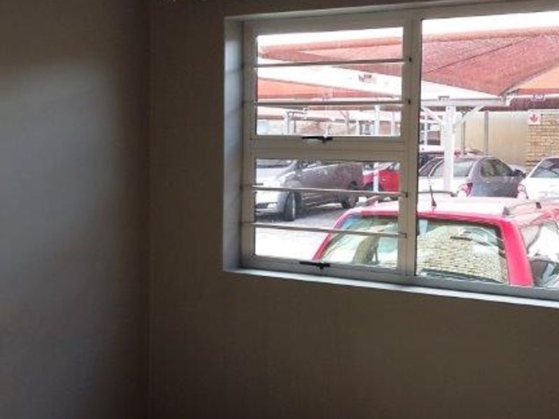 WALMER HEIGHTS 2 BED 1 BATH TOWNHOUSE FOR RENT - Photo 10