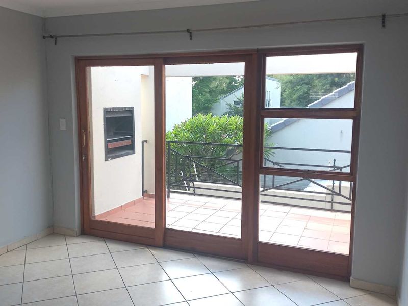 Two Bed - Two Bath in Great location - Photo 6