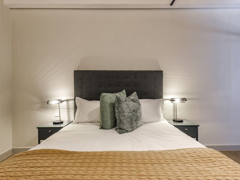 Unfurnished One Bedroom Apartment in The Lineal Sandton - Photo 10