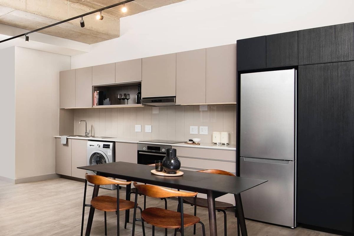 Unfurnished One Bedroom One Bathroom Apartment - Photo 4