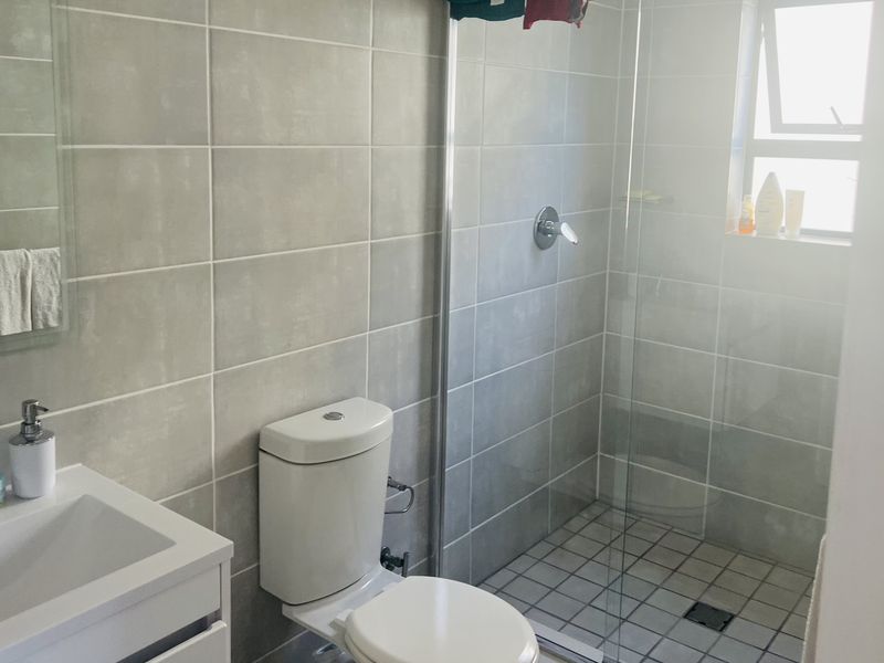 Sunny 1-Bedroom Apartment Close to the Lifestyle Centre at De Zicht - Photo 7