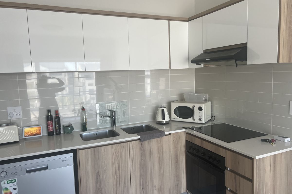 Sunny 1-Bedroom Apartment Close to the Lifestyle Centre at De Zicht - Photo 4