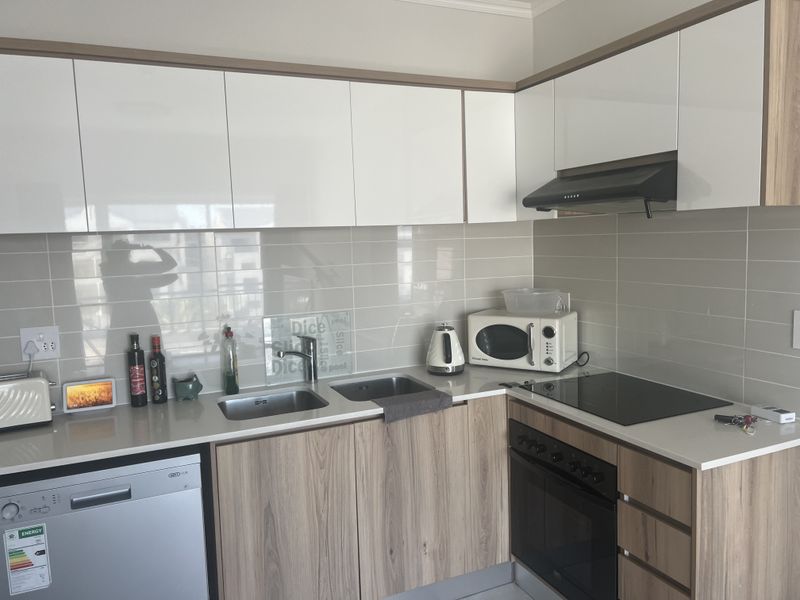 Sunny 1-Bedroom Apartment Close to the Lifestyle Centre at De Zicht - Photo 4
