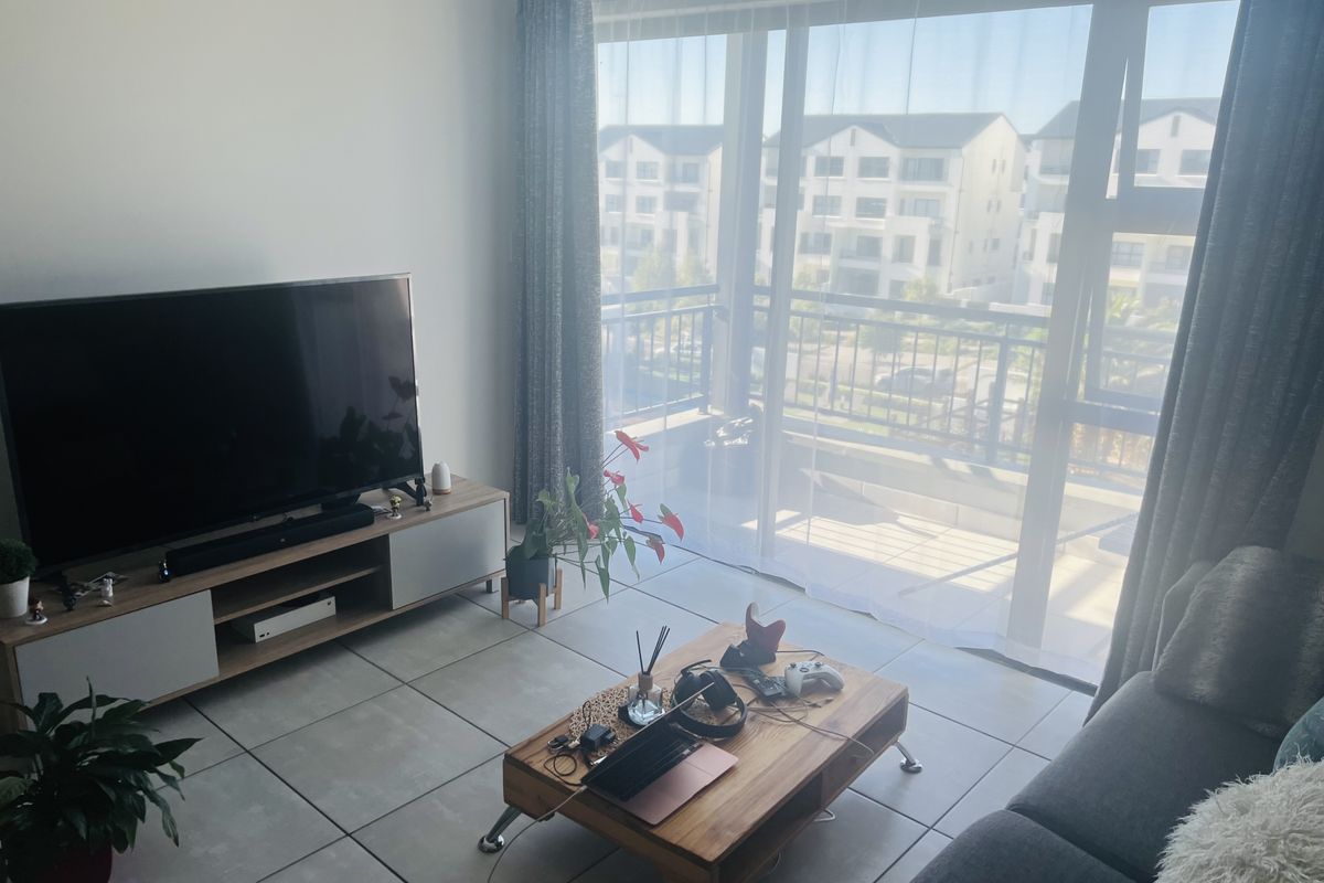 Sunny 1-Bedroom Apartment Close to the Lifestyle Centre at De Zicht - Photo 5